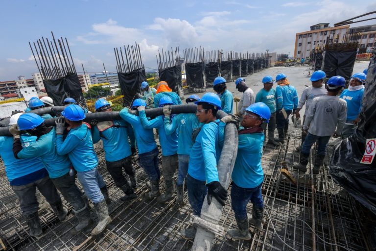 La DOM está por iniciar la colocación de columnas del cuarto nivel del Rosales