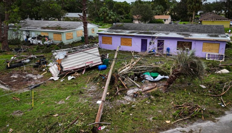 Pese a los huracanes, los habitantes de Florida se niegan a dejar su «paraíso»