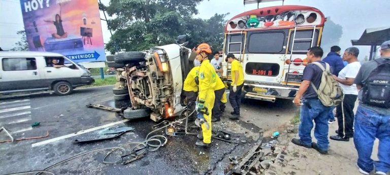 Accidente de tránsito en Santa Ana deja varios lesionados