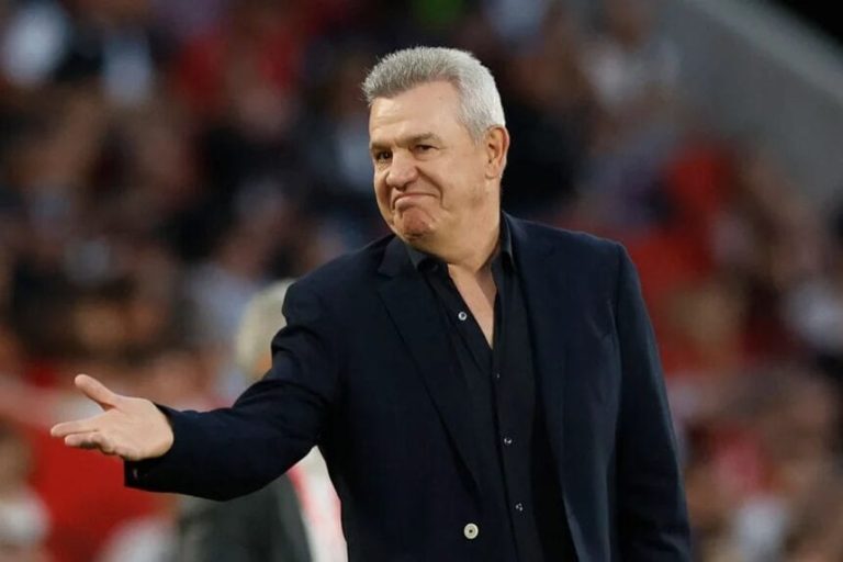 Sancionan a Honduras con un partido a puerta cerrada por la agresión al técnico Javier Aguirre