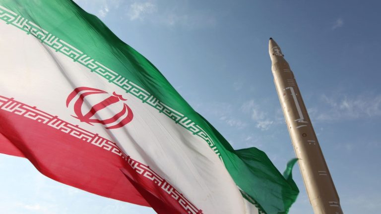 Irán advierte a europeos sobre resolución crítica de su programa nuclear