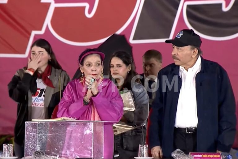 Ortega lanza reforma para el control total del poder en Nicaragua junto a su esposa